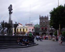 Puebla_-_Zócalo_-_Fontaine