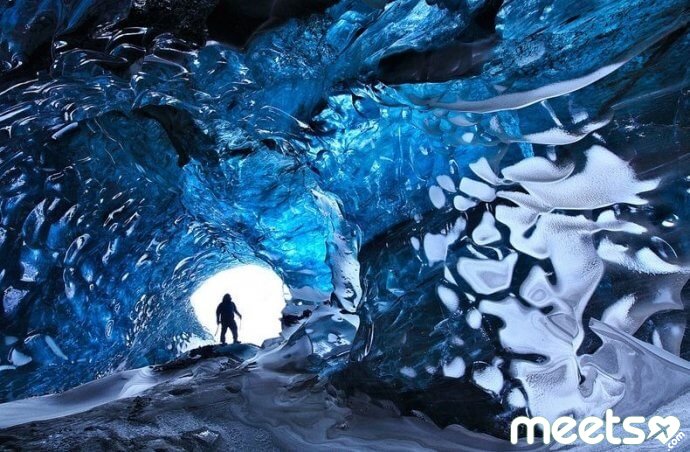 Skaftafell-ice-cave