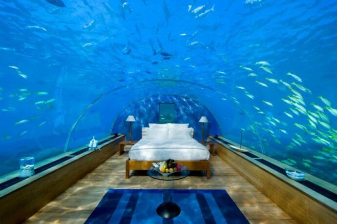 спальня под водой