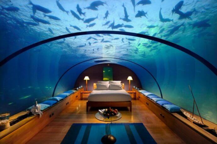 спальня под водой