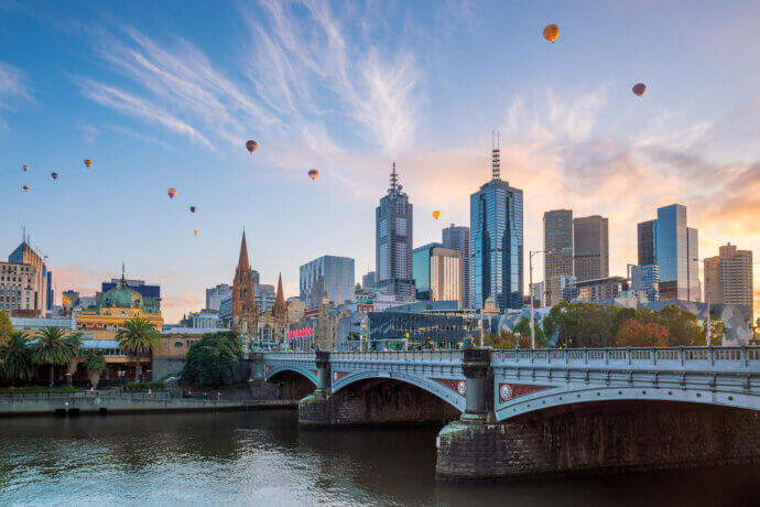 воздушные шары в небе мельбурна