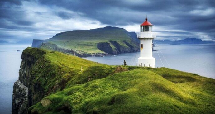 маяк на фарерских островах