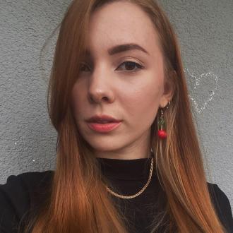 Maria, 27